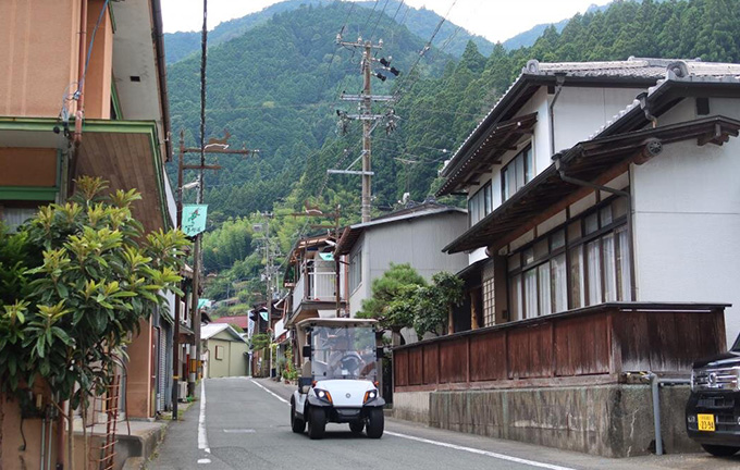 中山間地の未来を拓く、新たな移動手段「ミニカー」の可能性