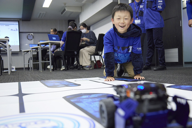 ジュニアプログラミング教室2023 in 大阪 ～笑顔が弾けた初の大阪開催！ 親子で楽しみながら学ぶワークショップ～